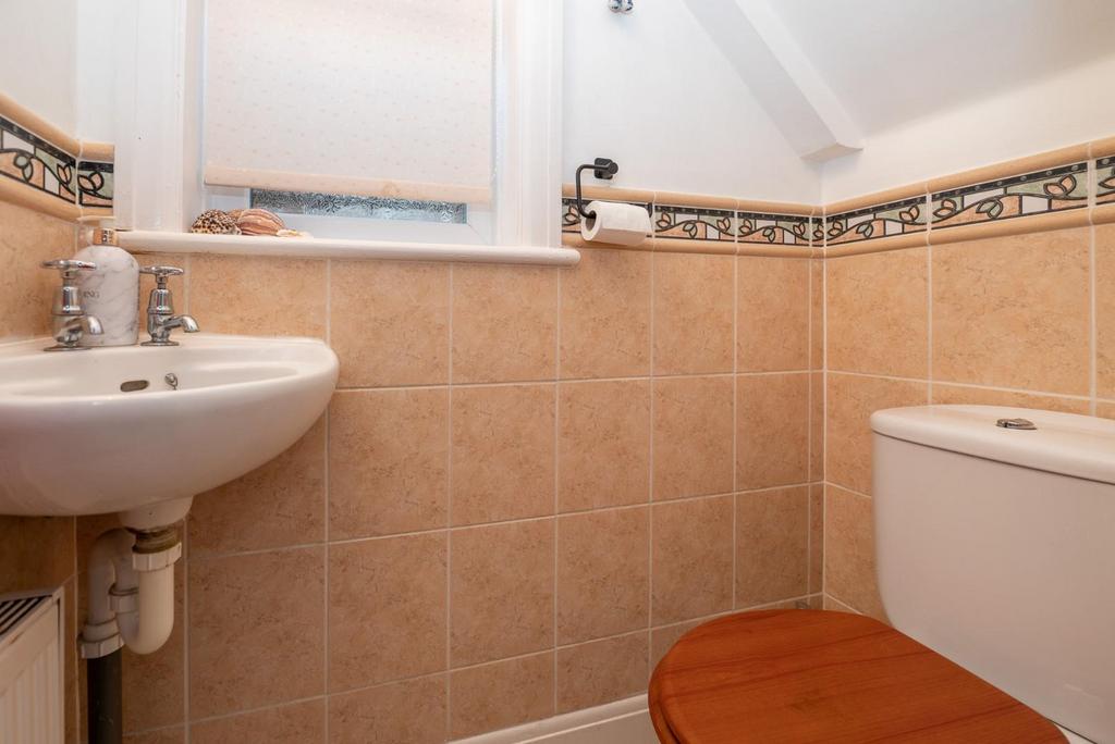 Ground Floor Cloakroom