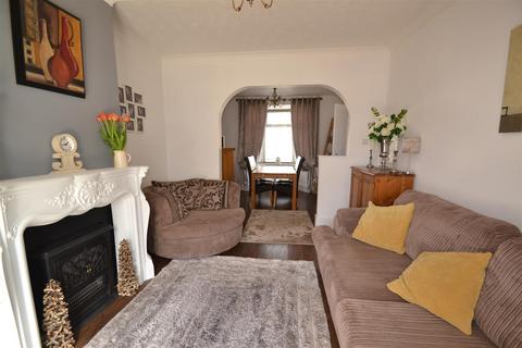 2 bedroom terraced house for sale - Hatfield Road, Dagenham