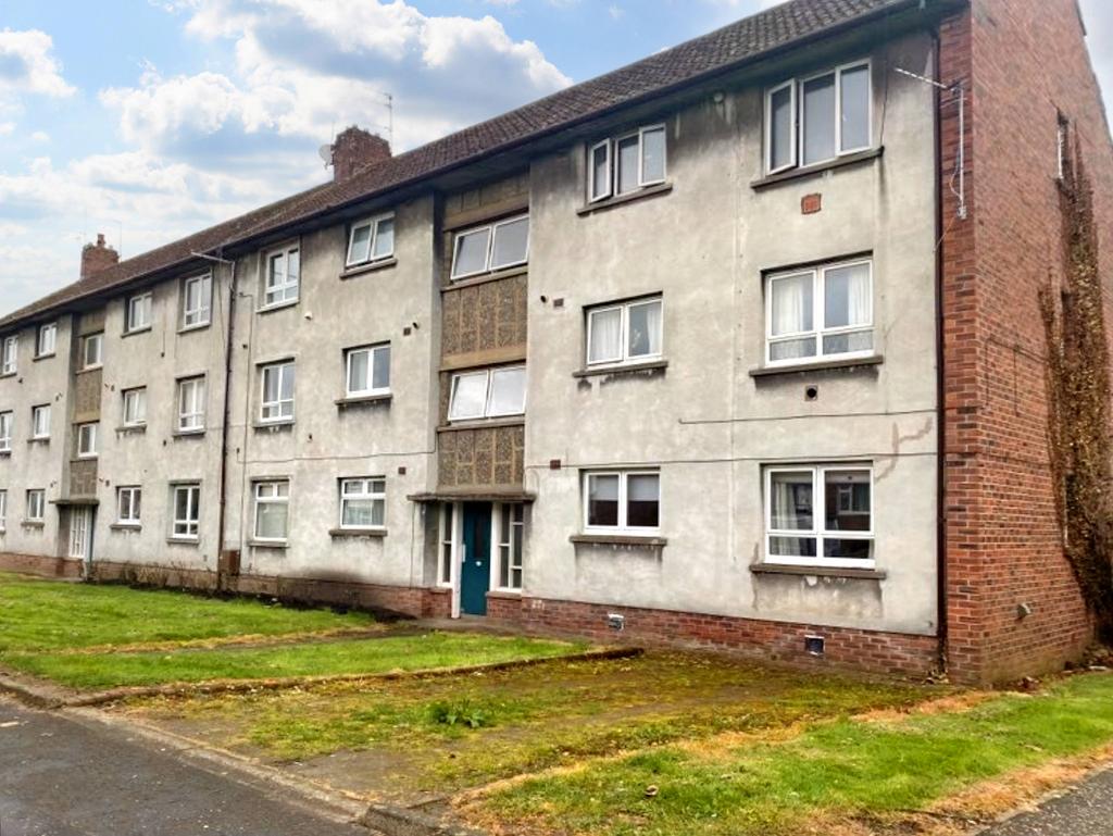 Fenwickland Avenue, Ayr KA7 1 bed flat to rent £395 pcm (£91 pw)
