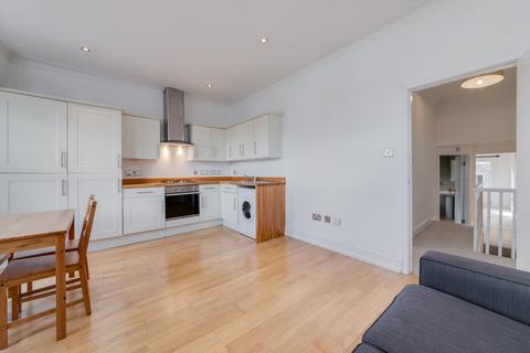 2 bedroom flat for sale, Siddons Road, Forest Hill, London, SE23