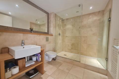 2 bedroom apartment to rent, Salford, Salford M50