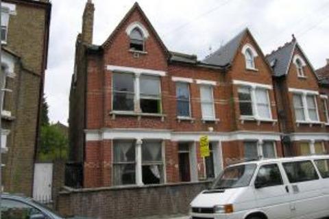 3 bedroom flat to rent, Fairbridge Road, Archway, N19