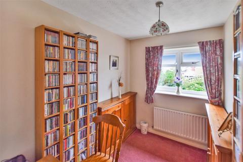 24 Arkenstone Close, Widnes, WA8 4GH