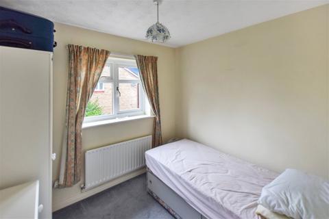 24 Arkenstone Close, Widnes, WA8 4GH