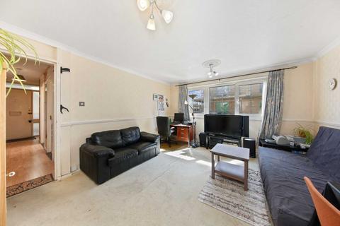 4 Bramall Close, London, E15 1RR