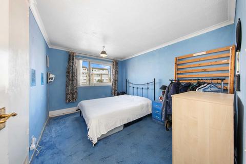 4 Bramall Close, London, E15 1RR