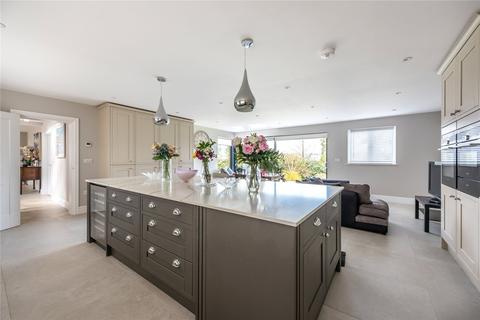 27 Deepdene Wood, Dorking, RH5 4BQ