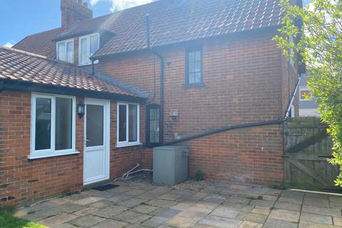 3 bedroom semi-detached house to rent, The Street, Shotley