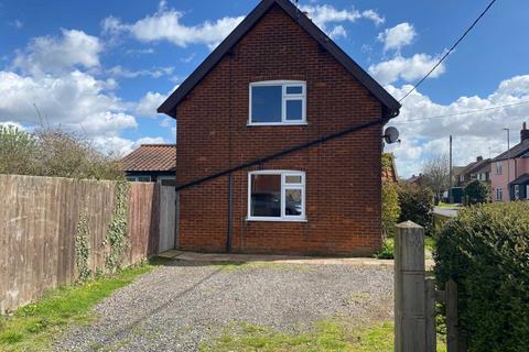 3 bedroom semi-detached house to rent, The Street, Shotley