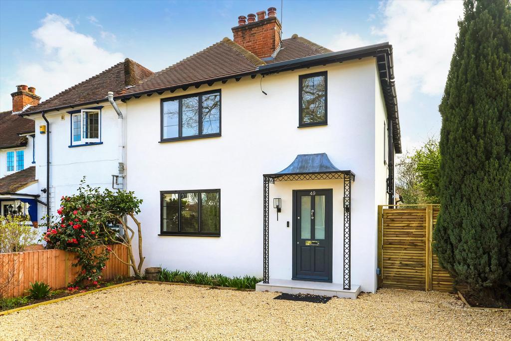 Ellesmere Road, Weybridge, Surrey, KT13 4 bed end of terrace house for sale £1,225,000