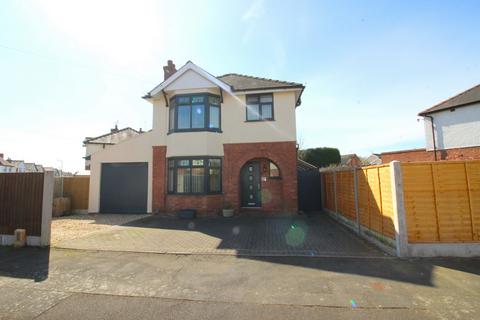 3 bedroom detached house for sale, James Road, Kidderminster, DY10