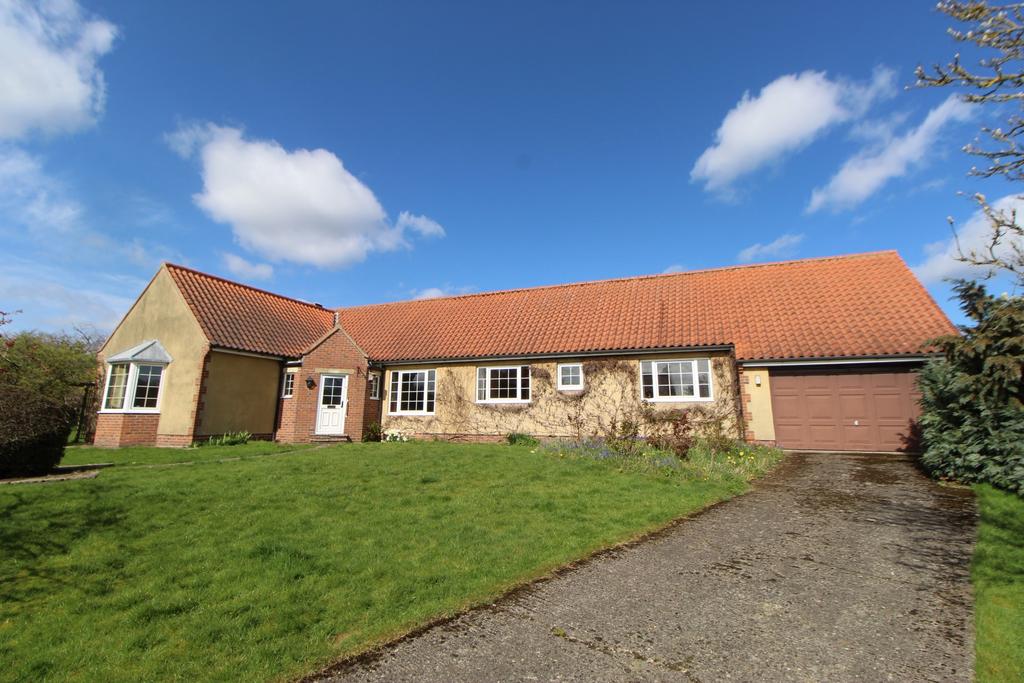 Dale End, Kirkbymoorside YO62 3 bed detached bungalow for sale £415,000