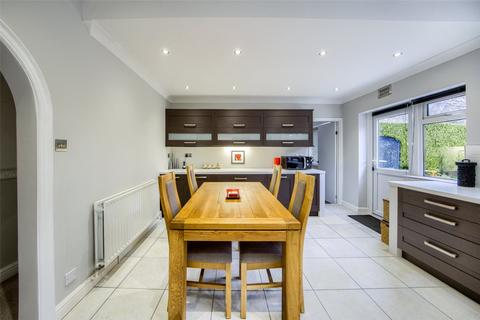 16 Fishers Drive, Shirley, Solihull, B90 1QH