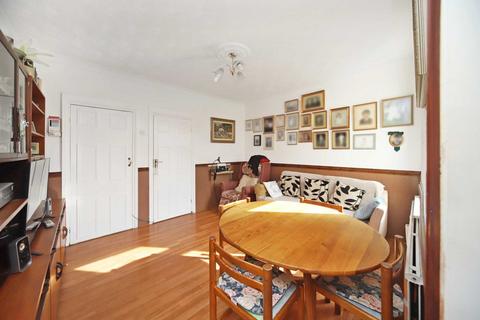 3 bedroom semi-detached house for sale, Stocklake, Aylesbury