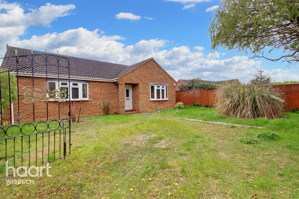 Karrow Meadows, Goodens Lane, NewtonintheIsle 2 bed bungalow for