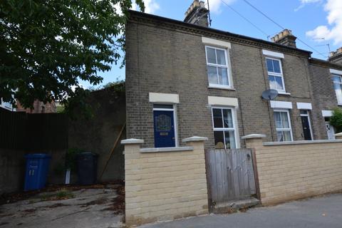 3 bedroom terraced house to rent, Livingstone Street, Norwich, NR2