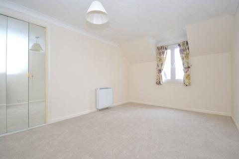 1 bedroom retirement property for sale, Lords Bridge Court, Mervyn Road, Shepperton, TW17