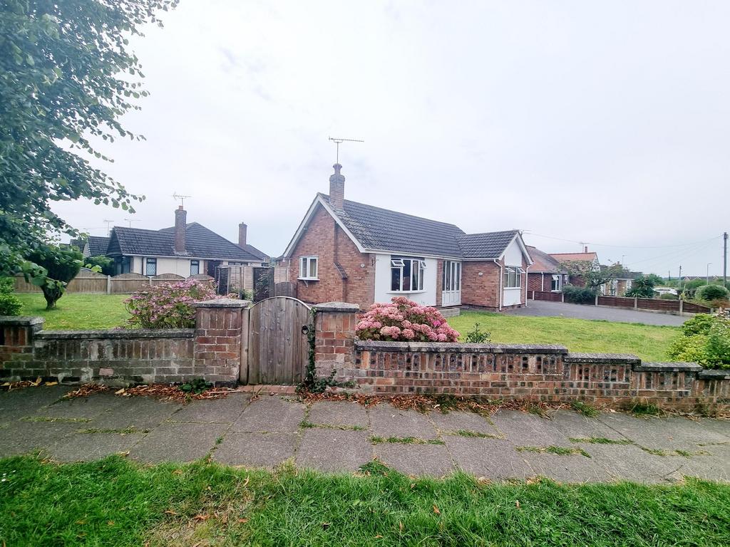 Cookesmere Lane, Sandbach, CW11 2 bed bungalow for sale £280,000