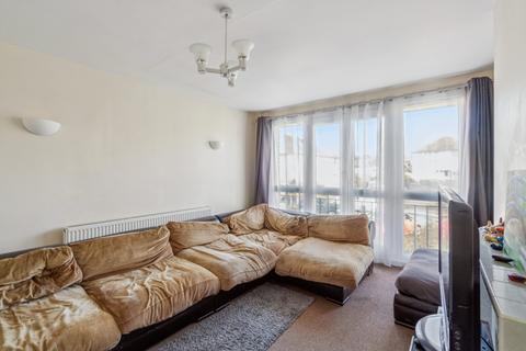 undefined, Twickenham Gardens, Harrow Weald, Harrow, HA3