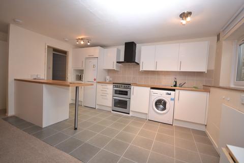 1 bedroom flat to rent, Viewcraig Gardens, Edinburgh, EH8