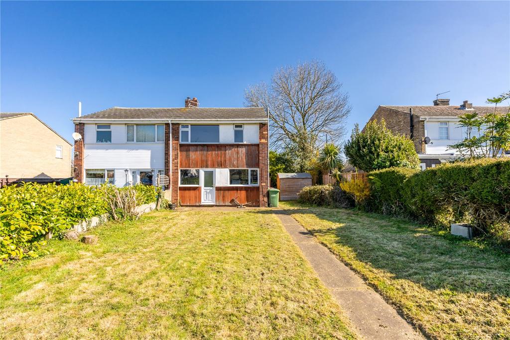 Cheapside, Waltham, Grimsby, Lincolnshire, DN37 3 bed semidetached