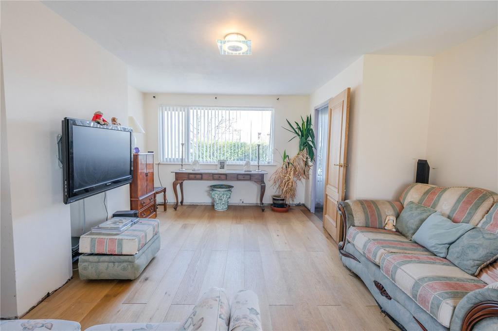 Cheapside, Waltham, Grimsby, Lincolnshire, DN37 3 bed semidetached