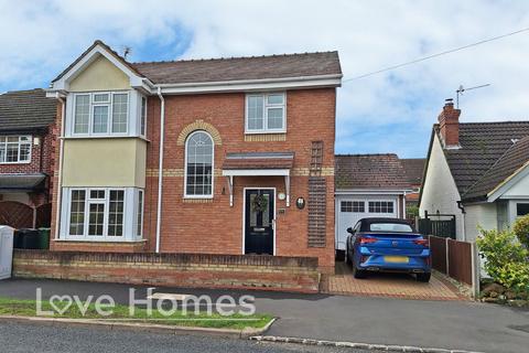 4 bedroom detached house for sale, Bedford Road, Barton-Le-Clay, MK45 4LP