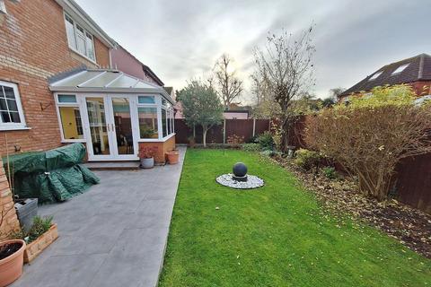 4 bedroom detached house for sale, Bedford Road, Barton-Le-Clay, MK45 4LP