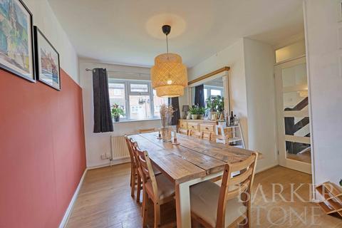 41 Eliot Drive, Marlow, SL7 1TT