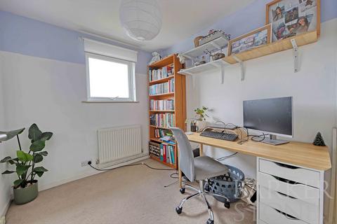 41 Eliot Drive, Marlow, SL7 1TT