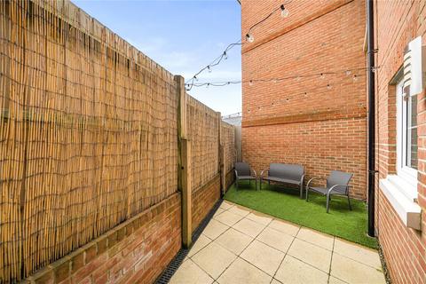 1 bedroom apartment to rent, Woodland Road, Dunton Green, Sevenoaks, Kent, TN14