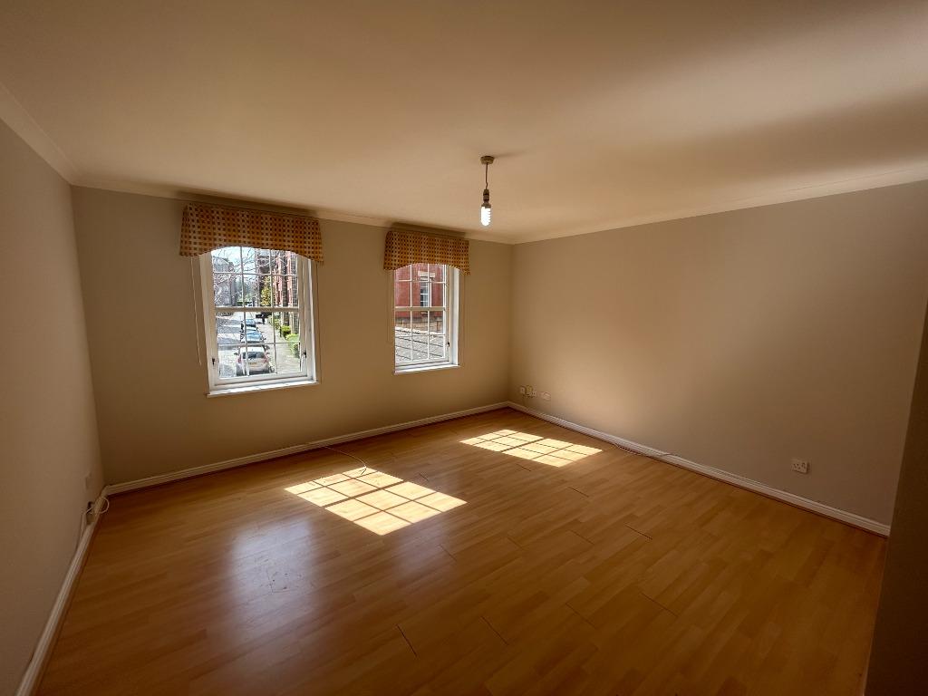 Fox Street, Leith, Edinburgh, EH6 2 bed flat £1,200 pcm (£277 pw)