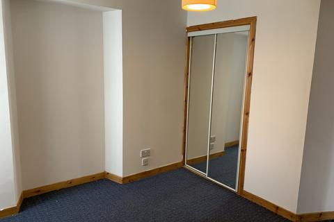 2 bedroom ground floor flat to rent, Saddell Street, Campbeltown PA28
