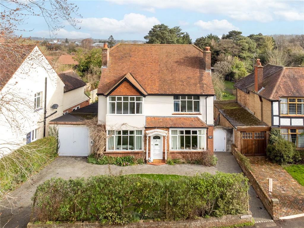 Hatching Green, Harpenden, Hertfordshire 5 bed detached house £1,800,000