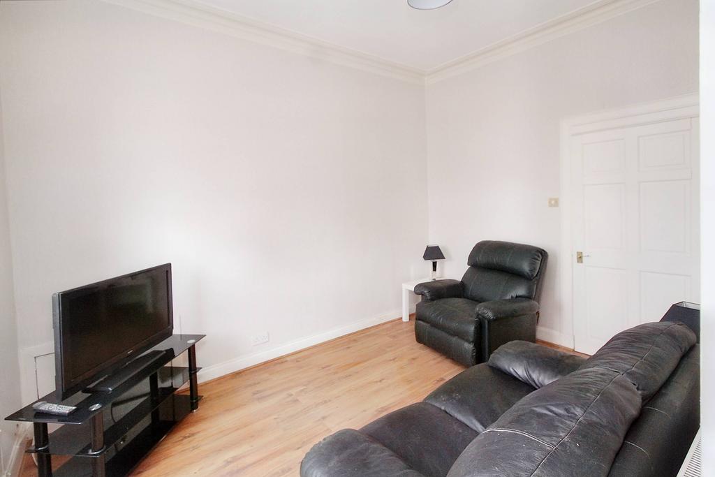 Wilson Street, Alexandria G83 1 bed ground floor flat £55,000