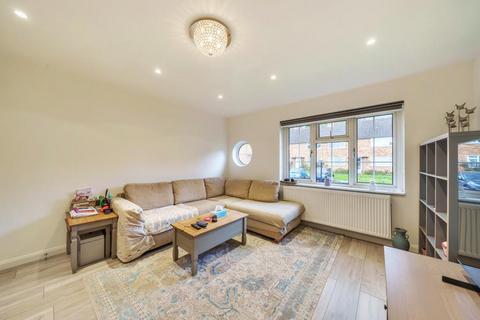 20 Hill Close, Stanmore, HA7 3BS