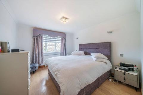 37 Hinksey Close, Slough, SL3 8EB