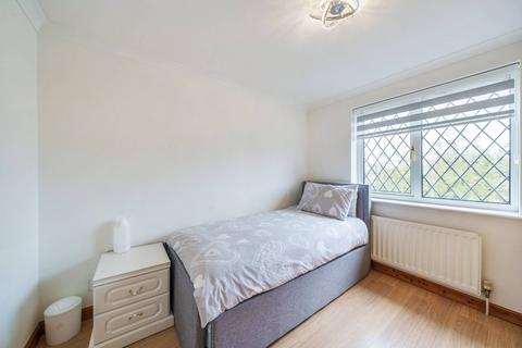 37 Hinksey Close, Slough, SL3 8EB