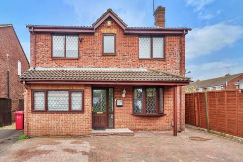 37 Hinksey Close, Slough, SL3 8EB