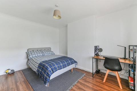 84 Windsor Road, Thornton Heath, CR7 8HF