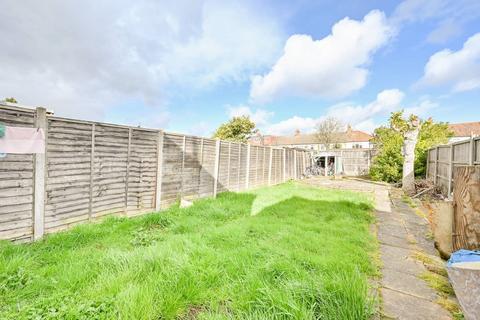 3 bedroom semi-detached house for sale - Sunnymead Avenue, Mitcham, CR4
