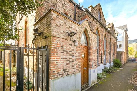 Flat 1, Quiet Way North Road, Richmond, TW9 4HB