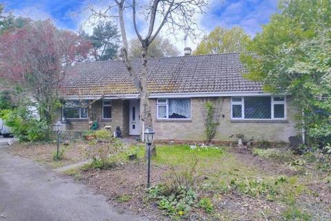 10 Bracken Close, Ashley Heath, Ringwood, BH24 2HF
