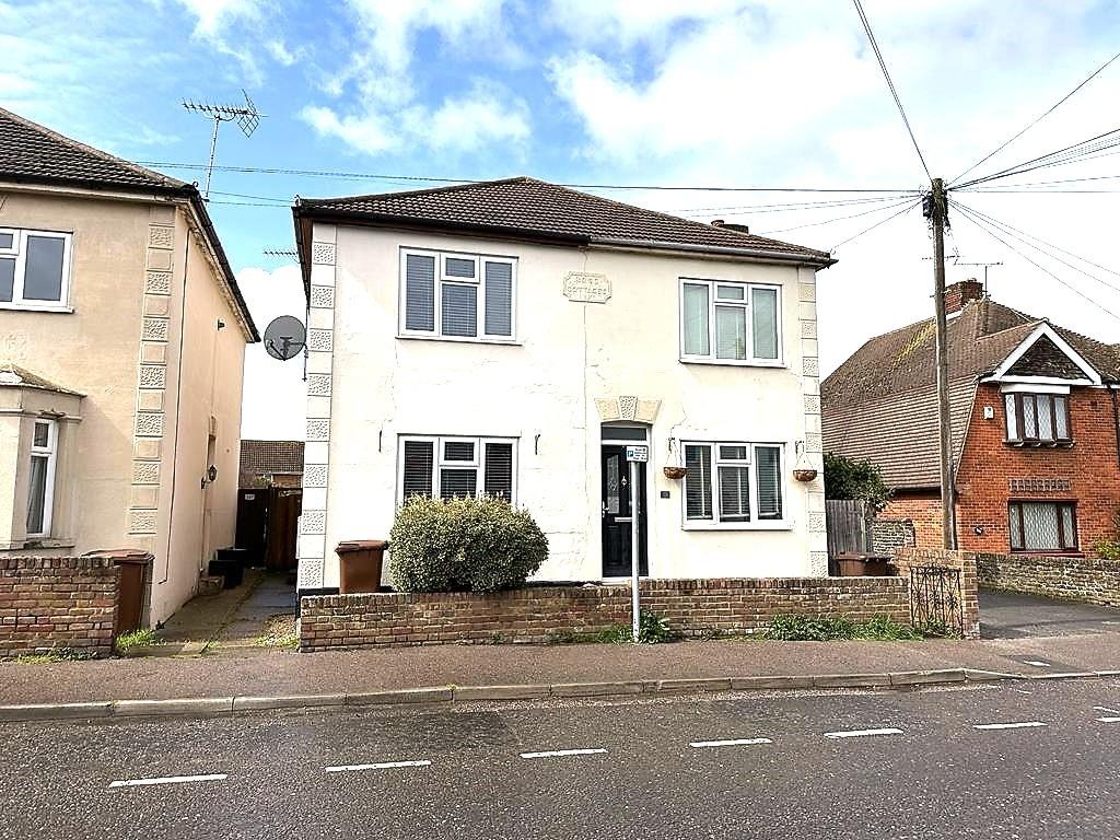 Station Road, Rainham 3 bed semidetached house £1,300 pcm (£300 pw)