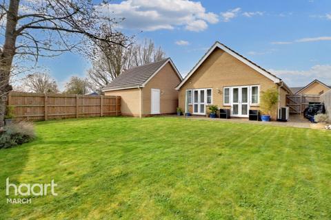 3 bedroom detached bungalow for sale, Bell Gardens, Wimblington