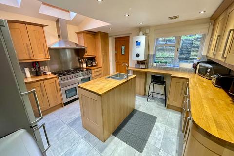 74 Wardown Crescent, Luton, LU2 7JT