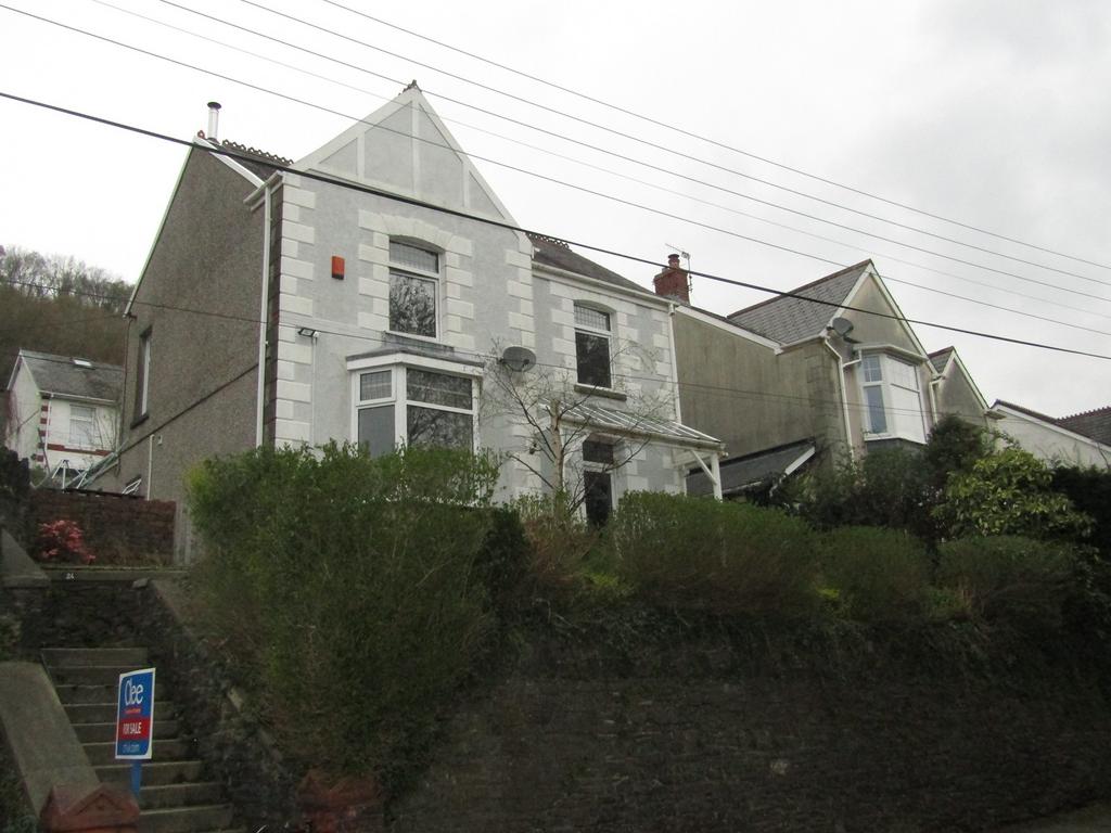 Swansea Road, Pontardawe, Swansea, City And County of Swansea. 3 bed detached house for sale £