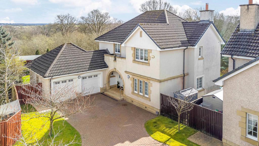 Grayston Manor, Chryston G69 5 bed detached villa £520,000
