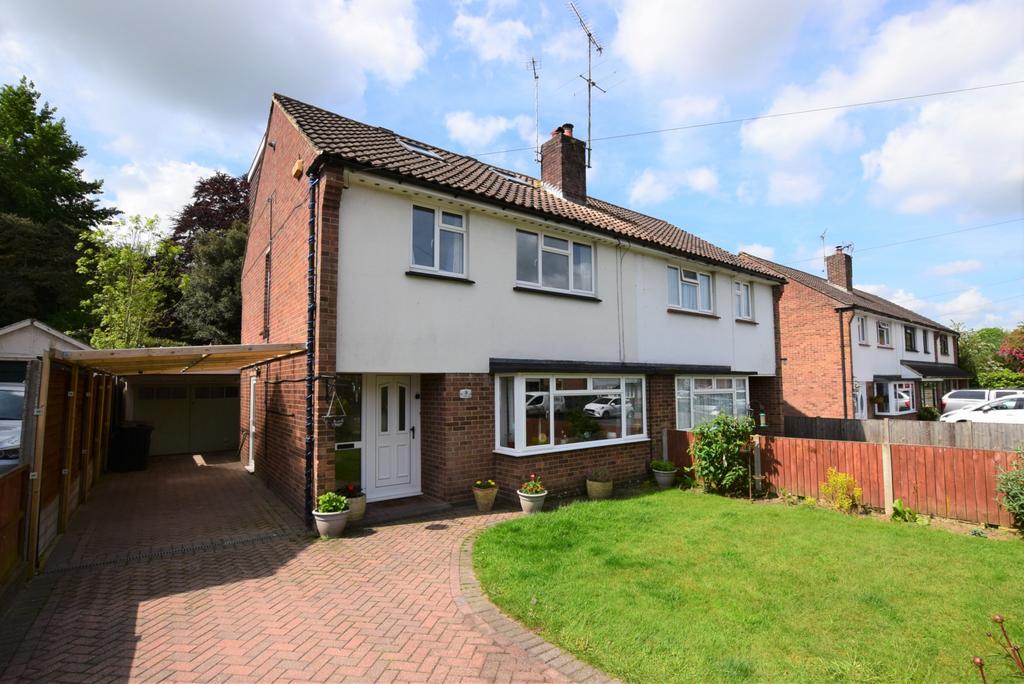 Highfield Road, Willesborough, Ashford TN24 0JJ 4 bed semidetached