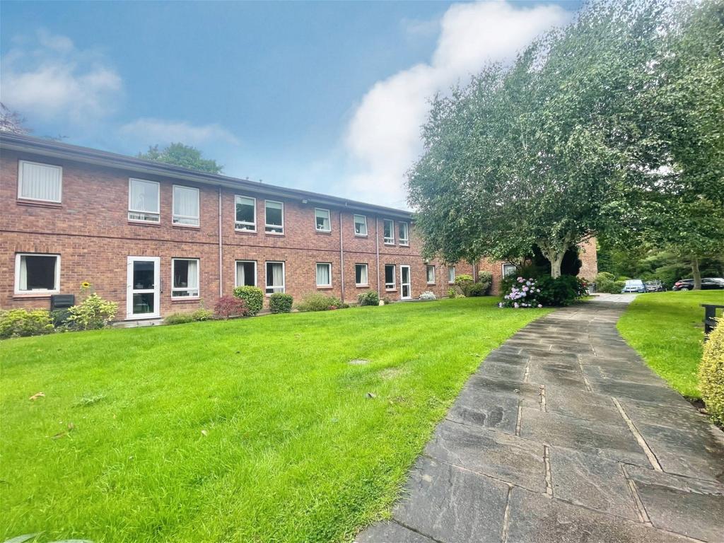 Whitegates, Wilmslow Road, Cheadle 2 bed apartment for sale £189,950